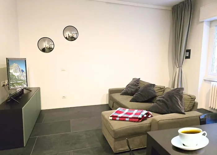 Hbhall Solari 28 Apartment